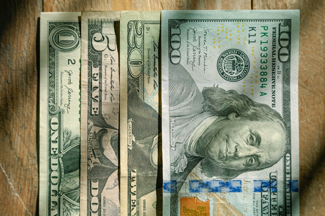 Photo Financial comparison